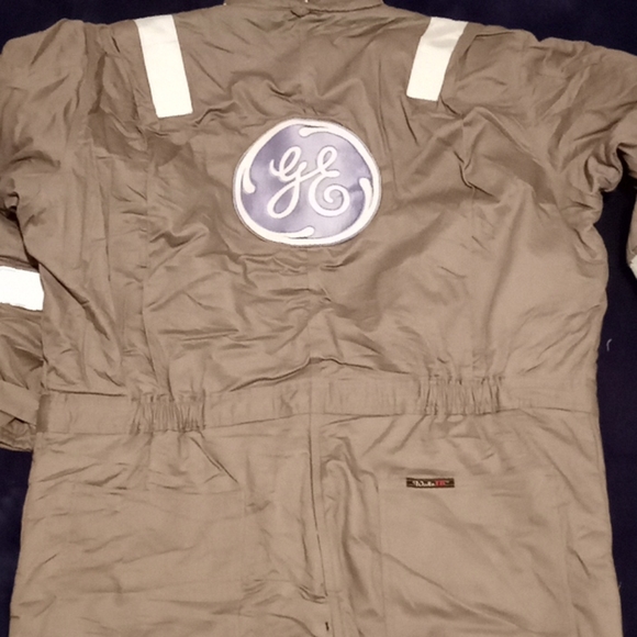 Coveralls - Picture 5 of 7